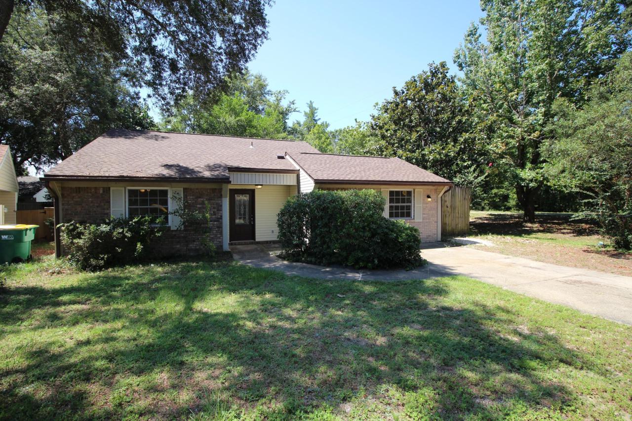 200 Sweetgum Court - Photo 1