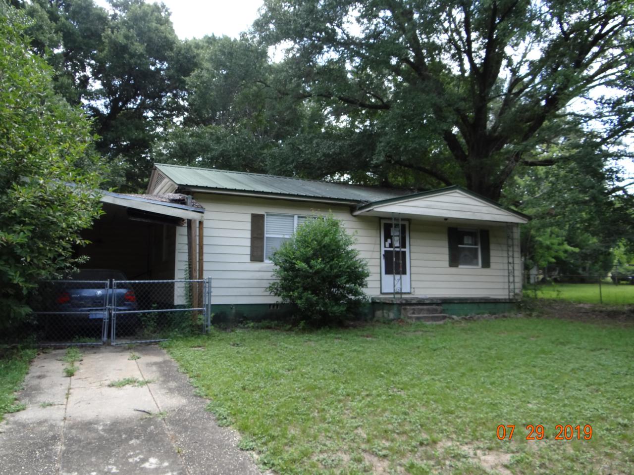 121 Columbia Lane - Photo 1