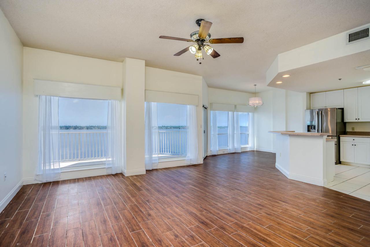 1600 Marina Bay Drive - Photo 1