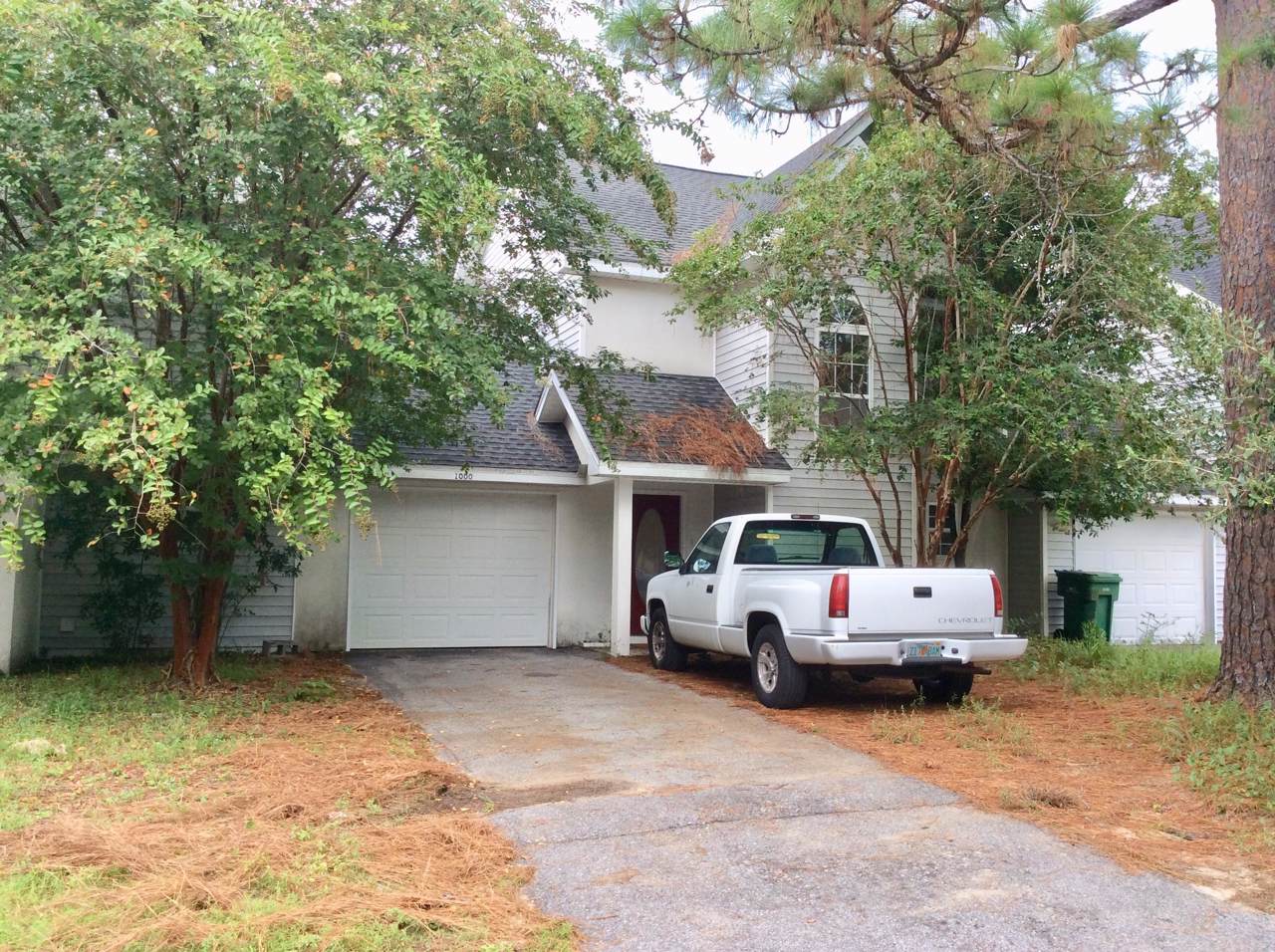 1000 Hondo Avenue - Photo 1