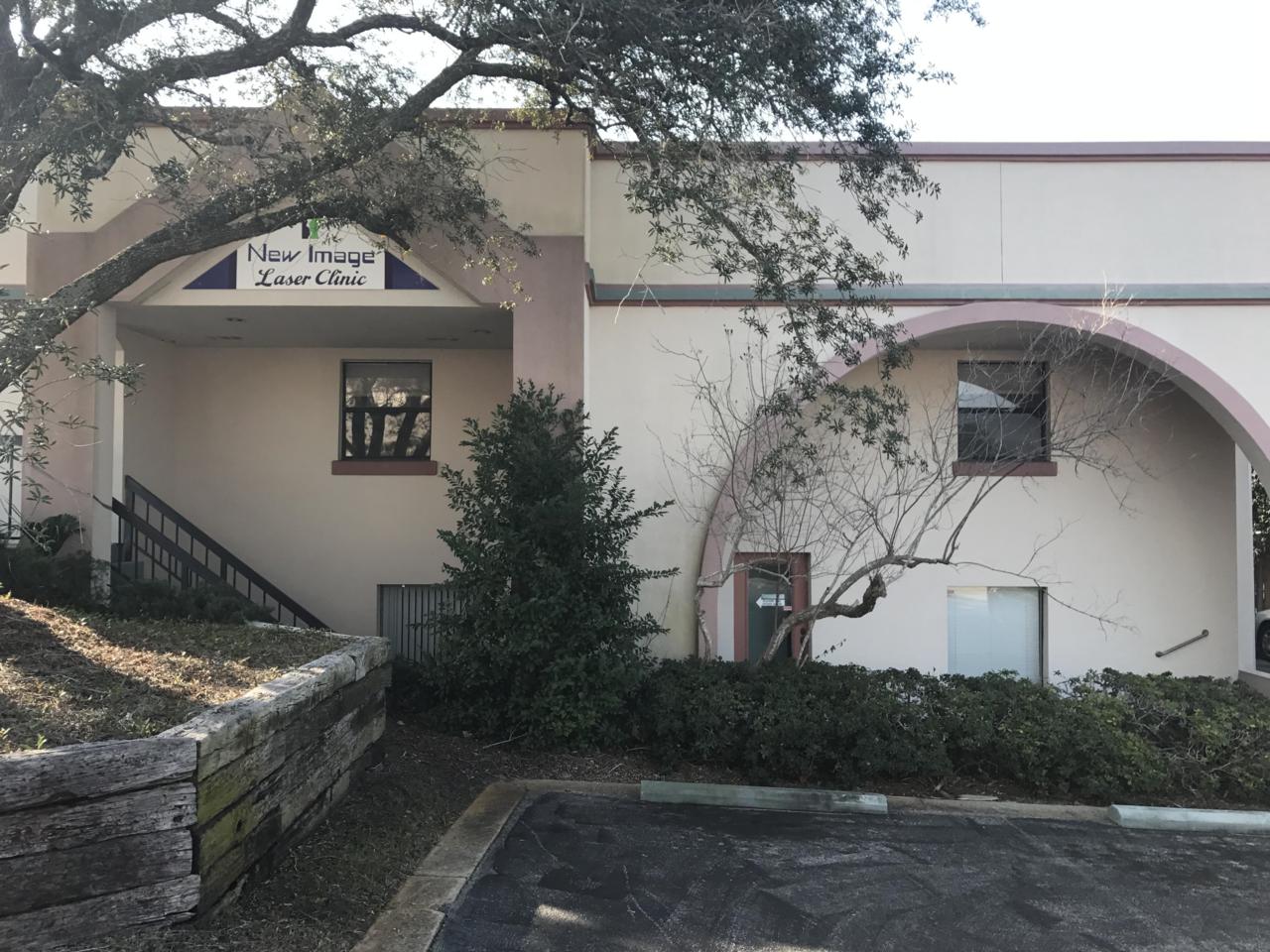 623 Harbor Boulevard - Photo 1