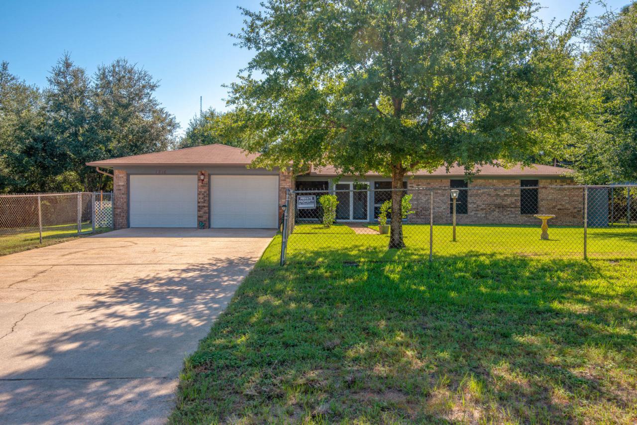 1816 Abercrombie Road - Photo 1