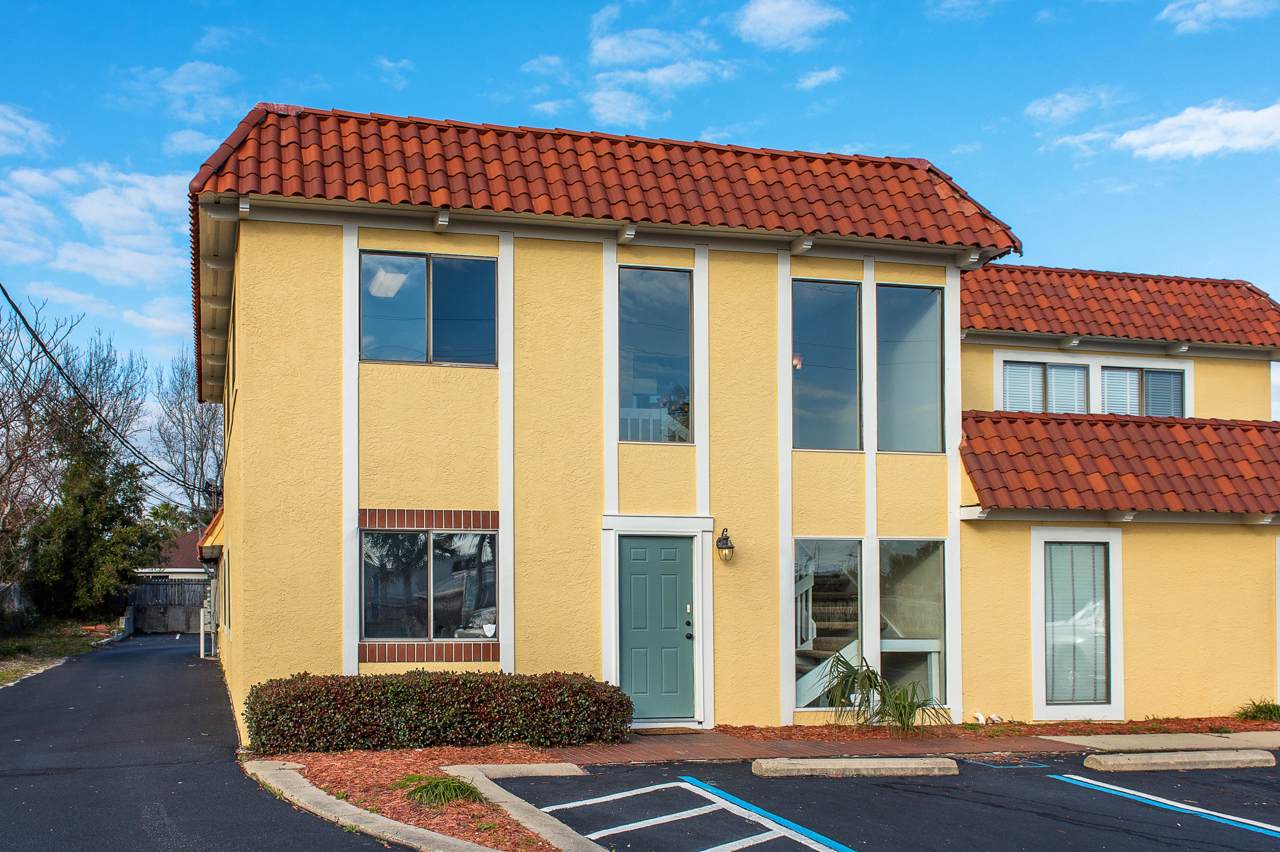 415 Mountain Drive - Photo 1
