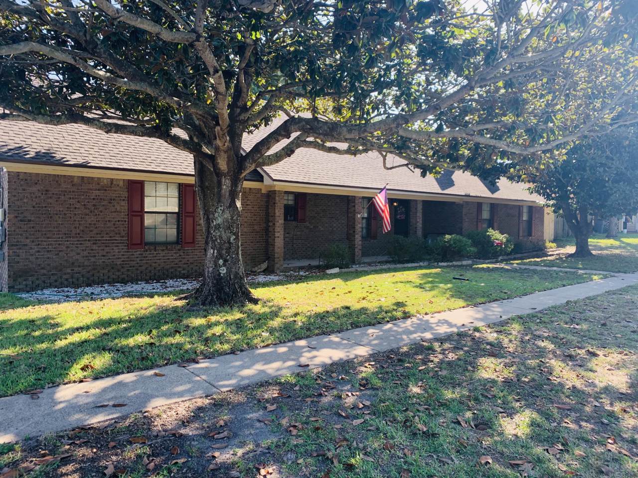 359 Evergreen Place - Photo 1