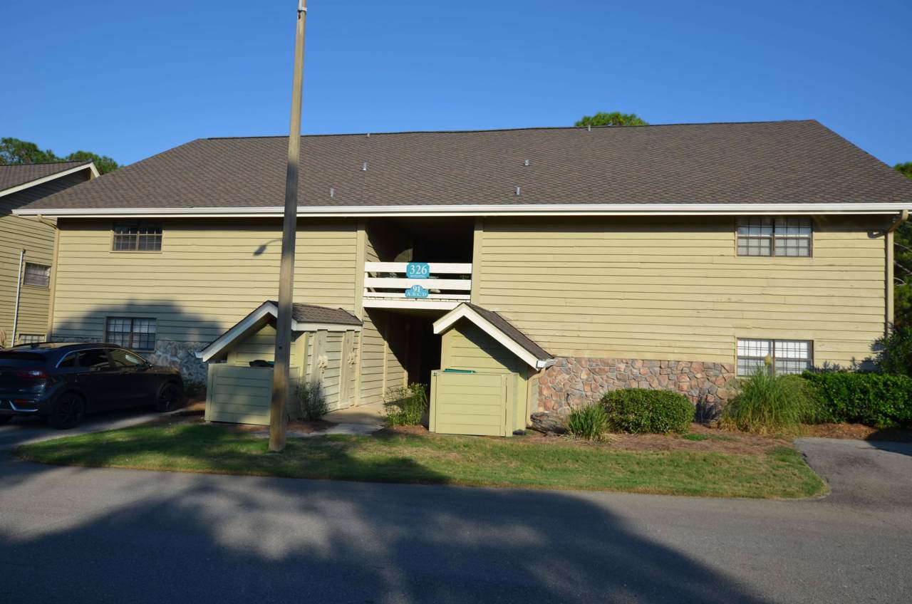 326 Driftwood Bay - Photo 1