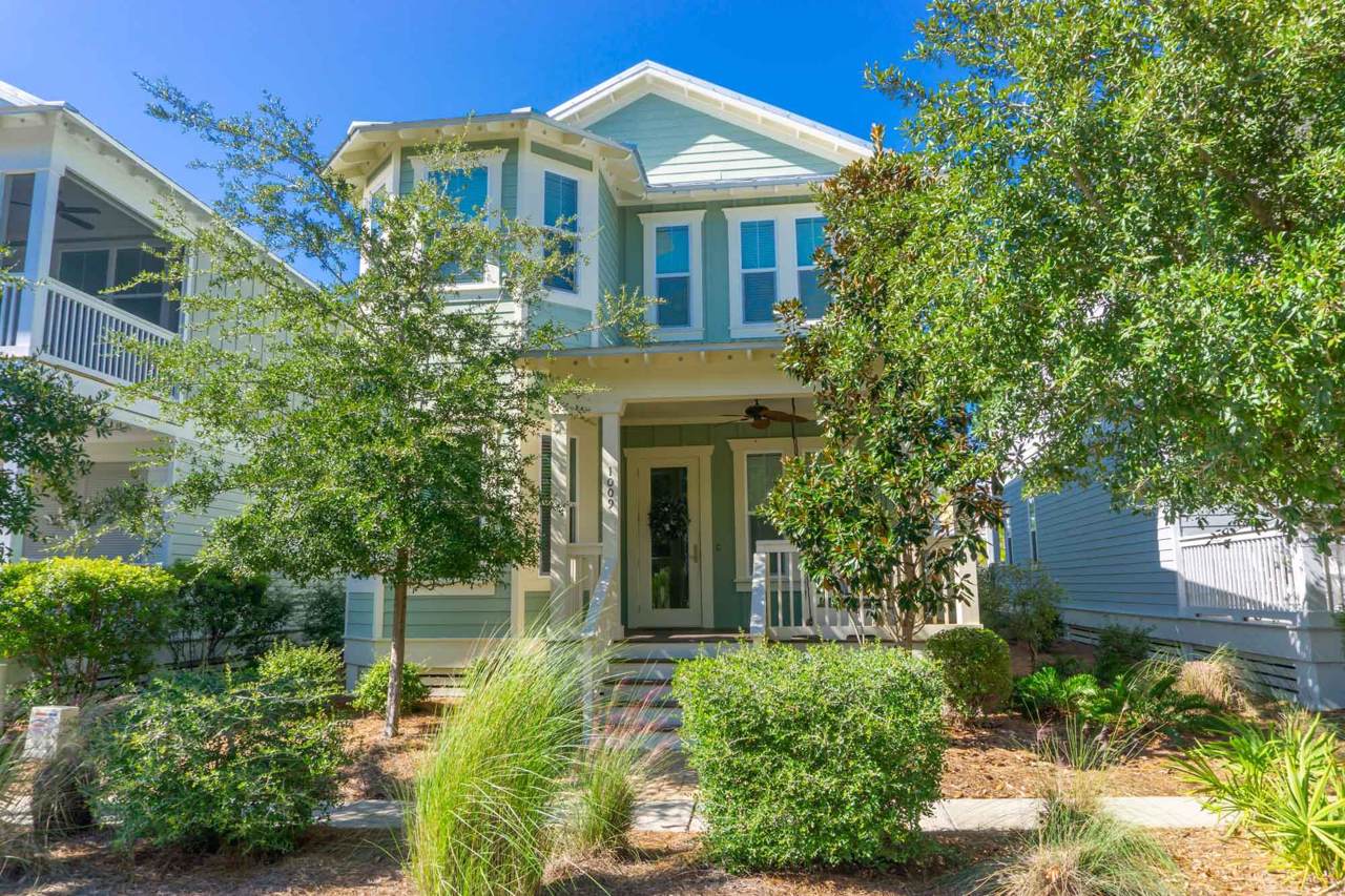 1009 Sandgrass Boulevard - Photo 1