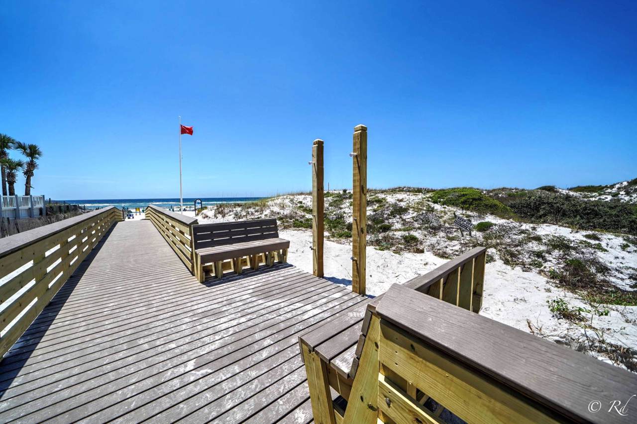 11 Beachside Drive - Photo 1