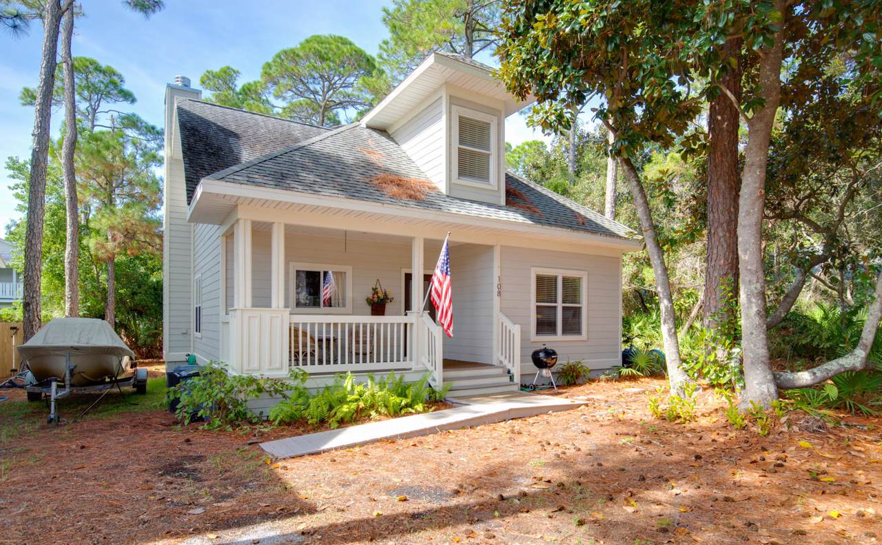 108 Magnolia Street - Photo 1