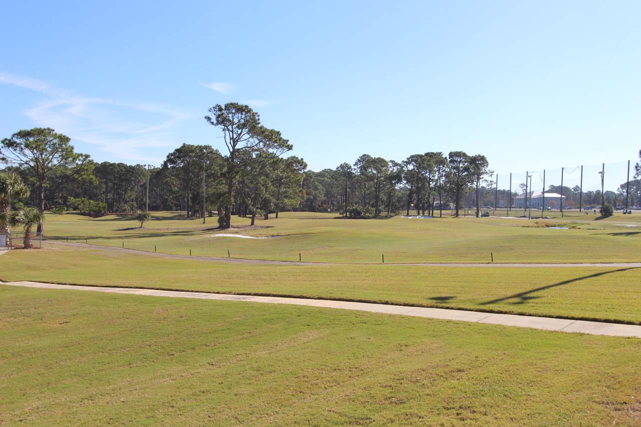 112 Fairway Boulevard - Photo 1