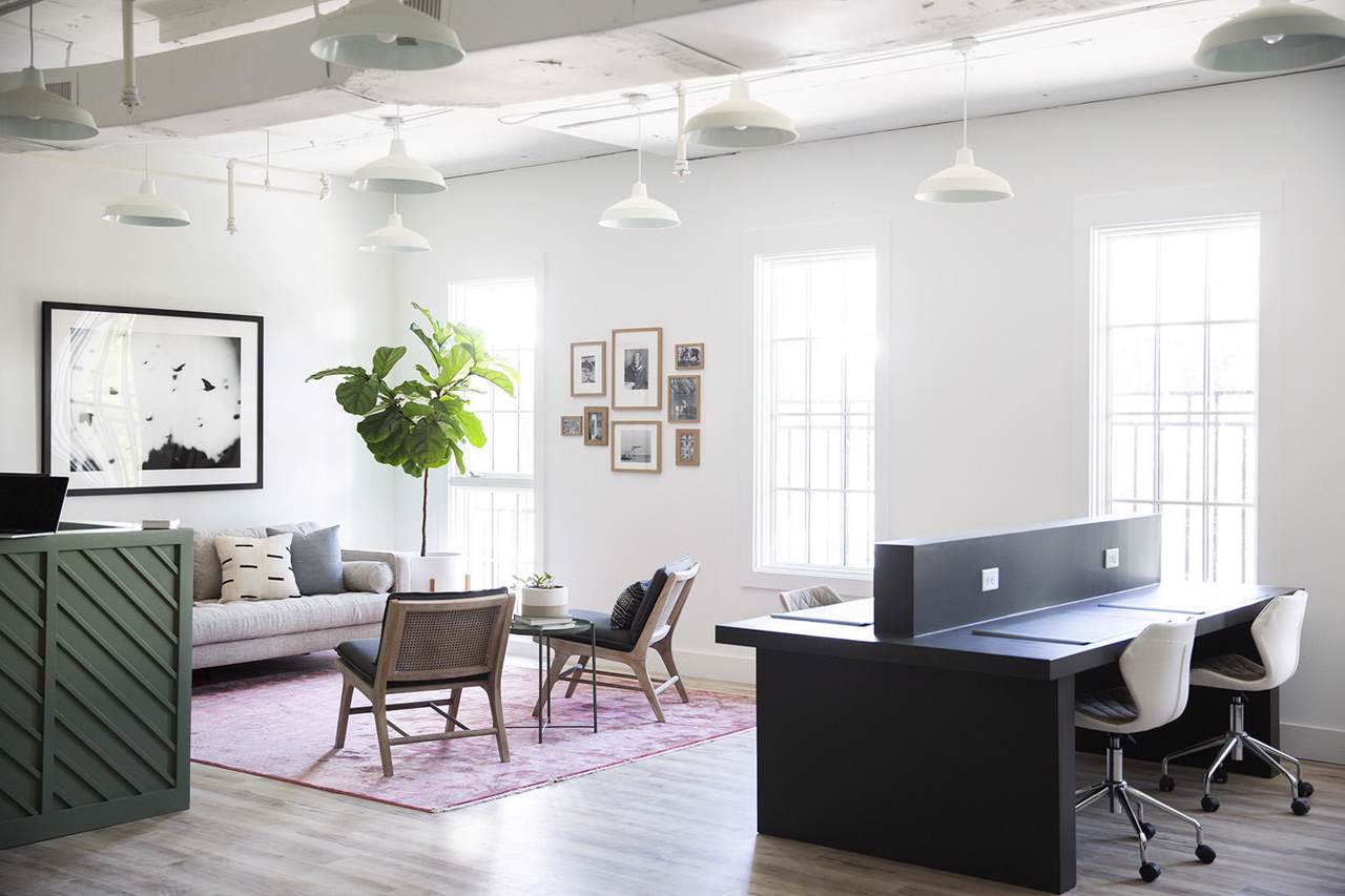 82 Barrett Square - Photo 1