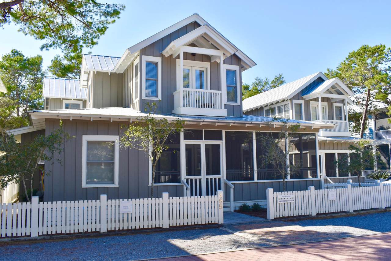 485 Forest Street Street - Photo 1