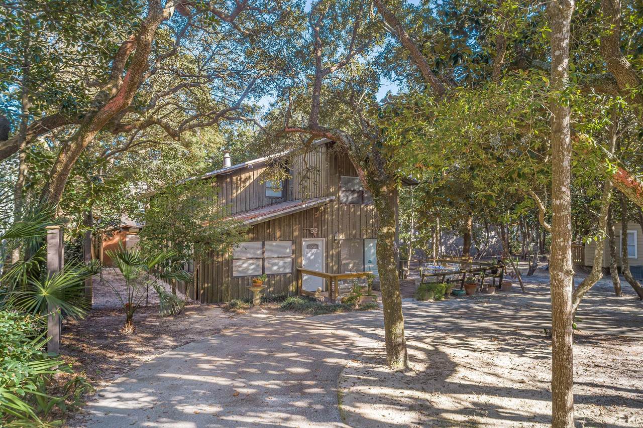 52 Holly Street - Photo 1