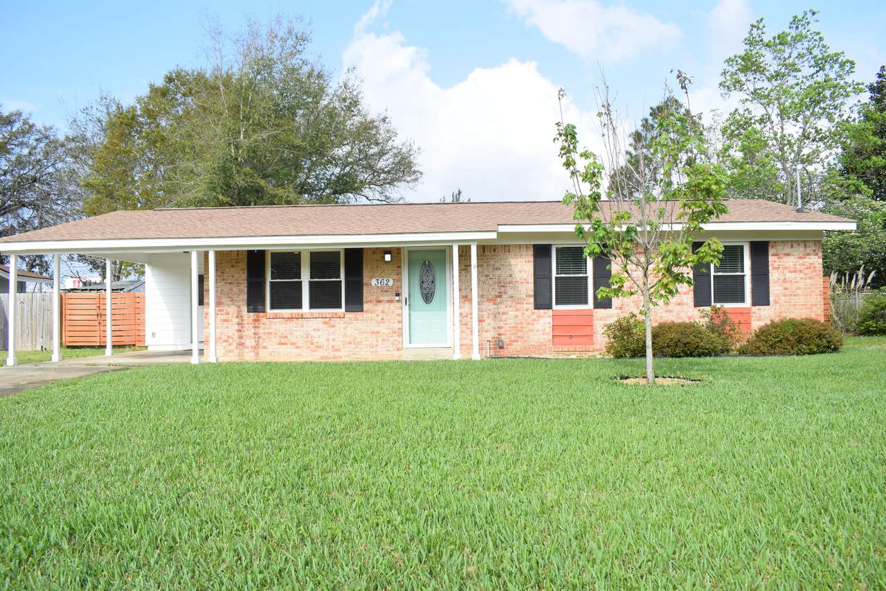 362 Coral Drive - Photo 1