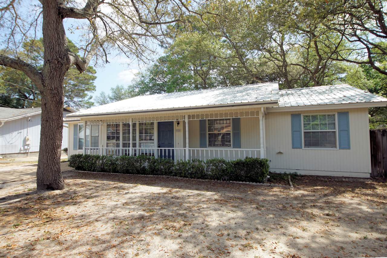 928 Juniper Avenue - Photo 1 928 Juniper Avenue - Photo 1