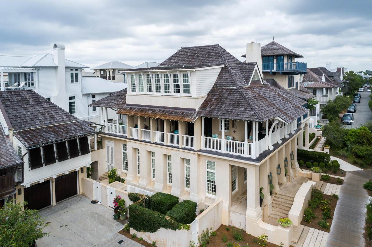 28 Spanish Town Court - Photo 1