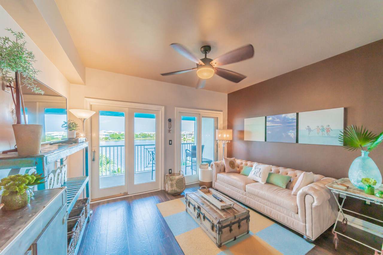 114 Carillon Market Street - Photo 1