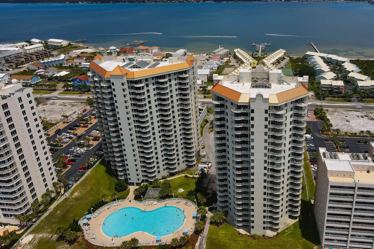 8515 Gulf Boulevard - Photo 1