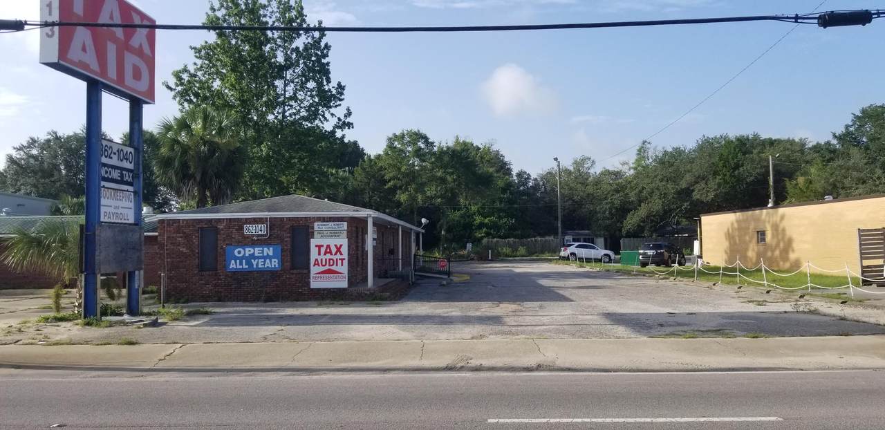 713 Eglin Pkwy Parkway - Photo 1