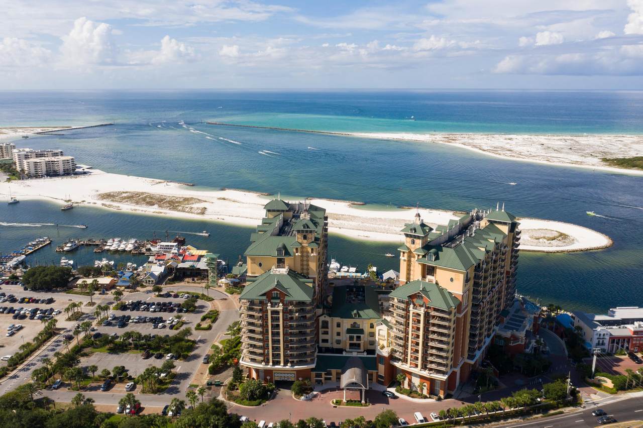 10 Harbor Boulevard - Photo 1