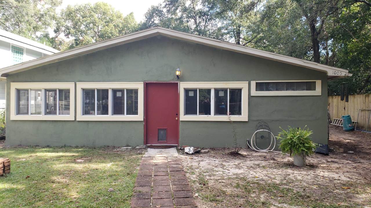 1005 Mapoles Street - Photo 1