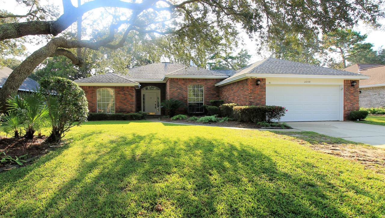 1650 Parkside Circle - Photo 1