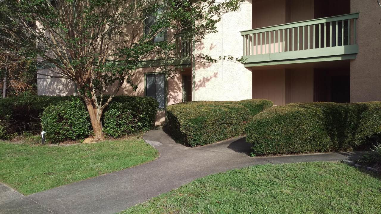 55 Bay Drive - Photo 1