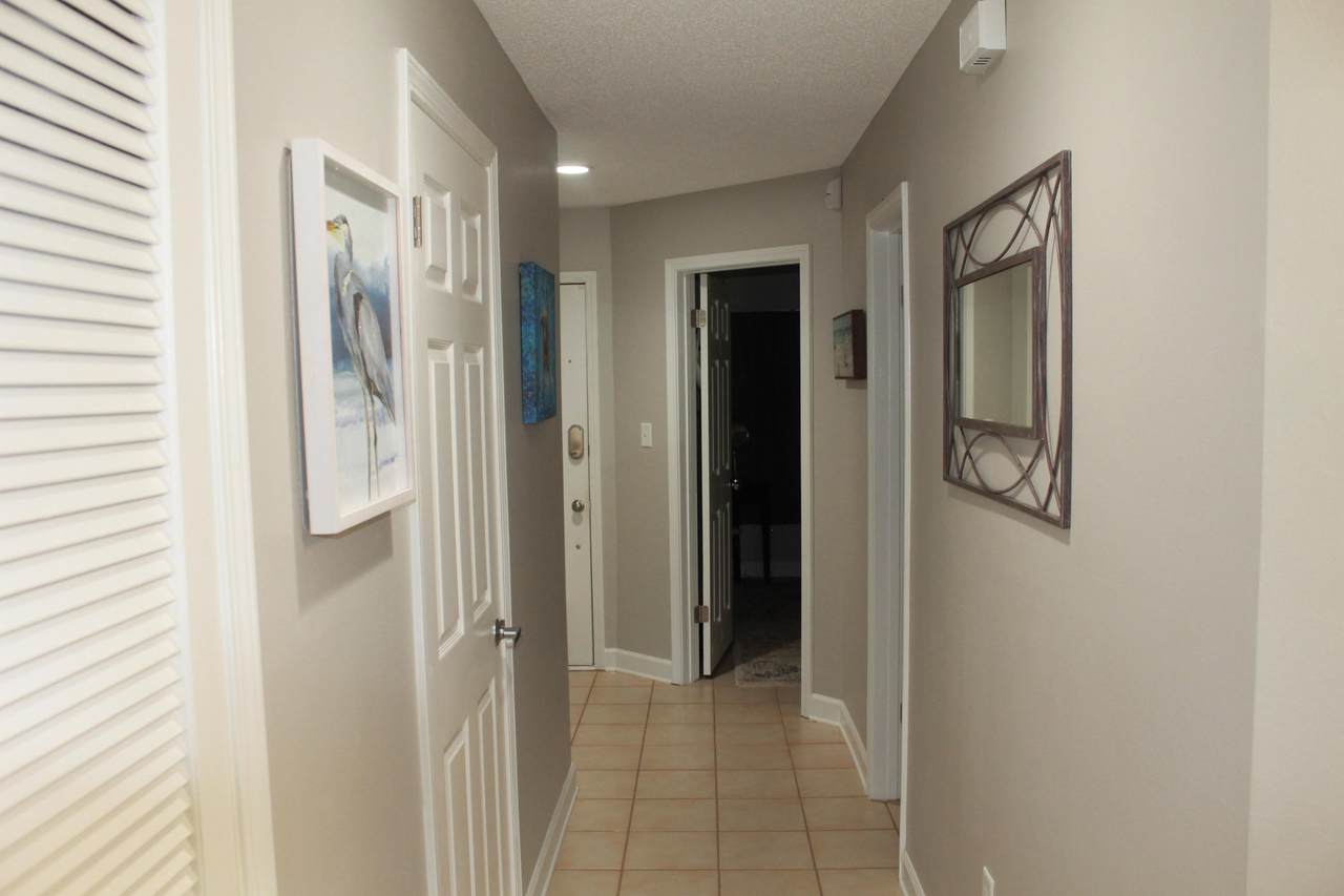 305 Southlake Court - Photo 1