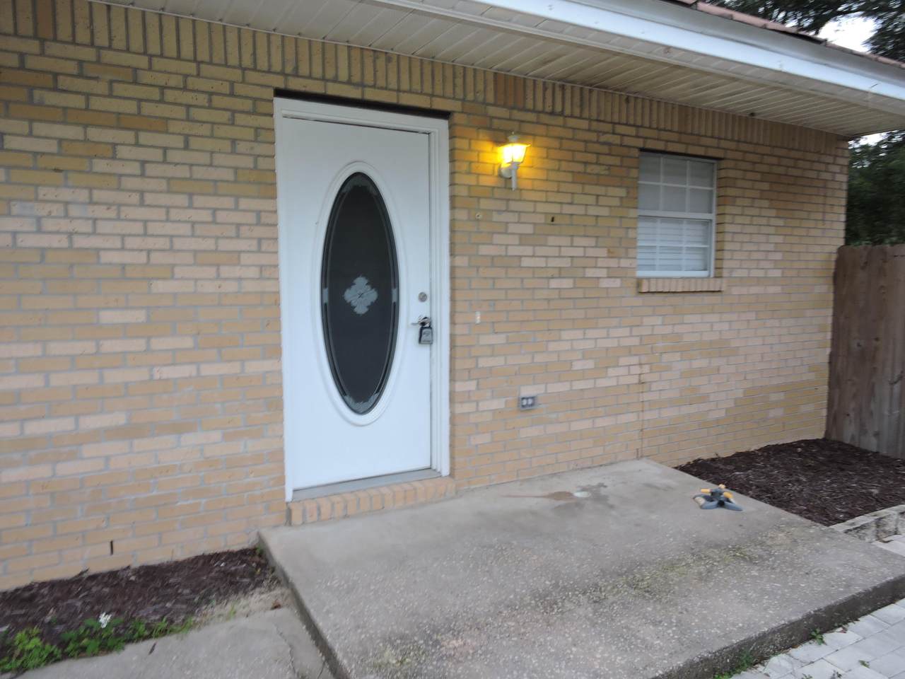 692 Williams Avenue - Photo 1