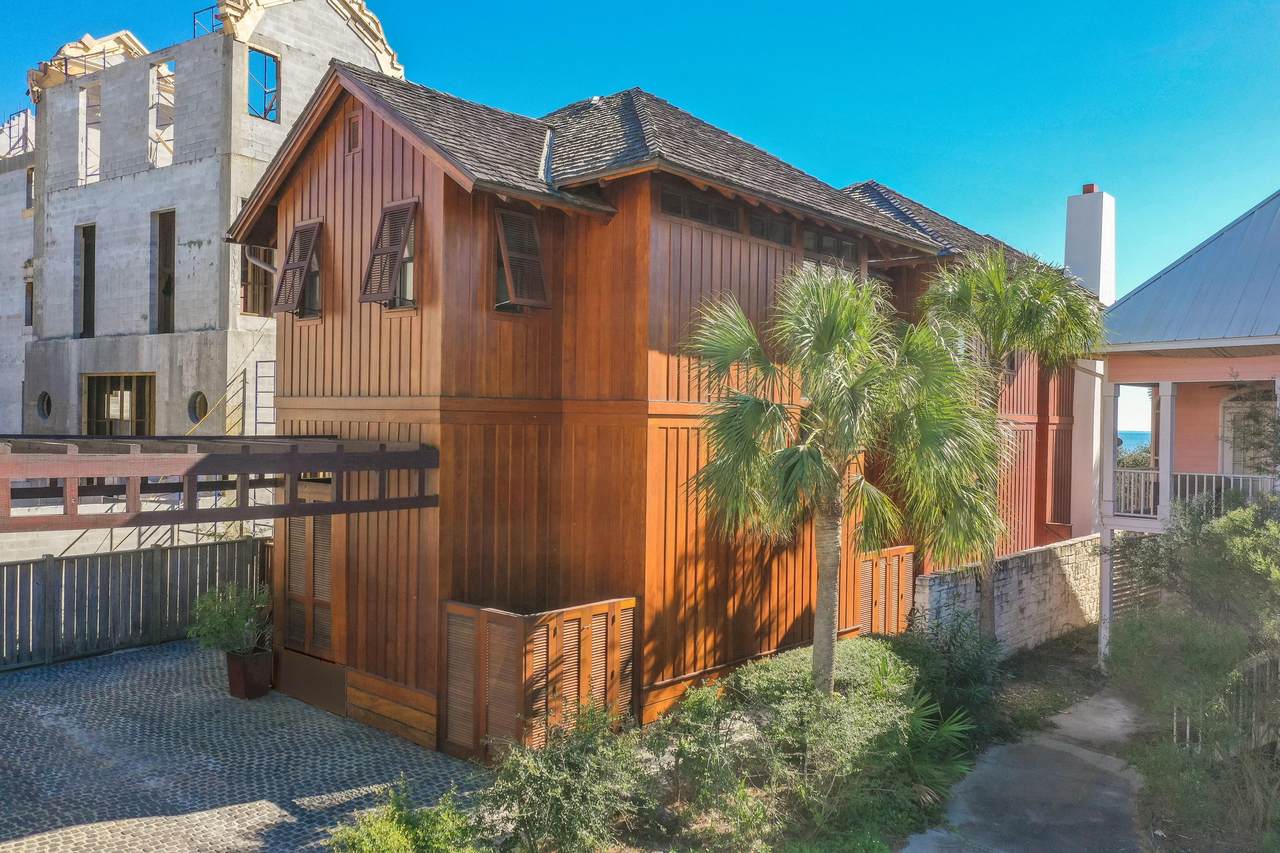 38 Bramble Grove Place - Photo 1