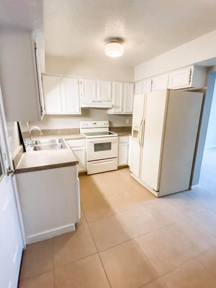 119 Alabama Avenue - Photo 1