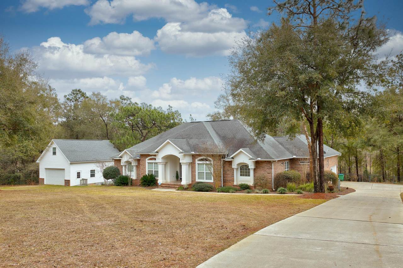 118 Creek Drive - Photo 1