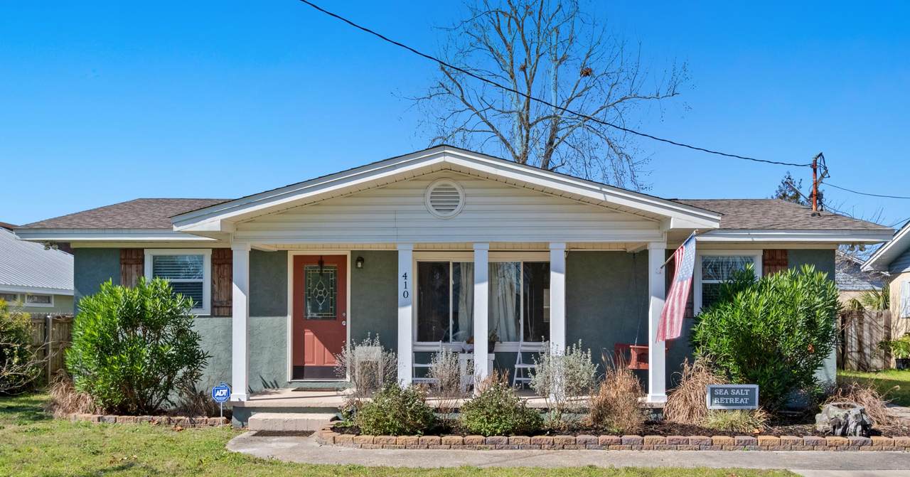 410 Azalea Street - Photo 1