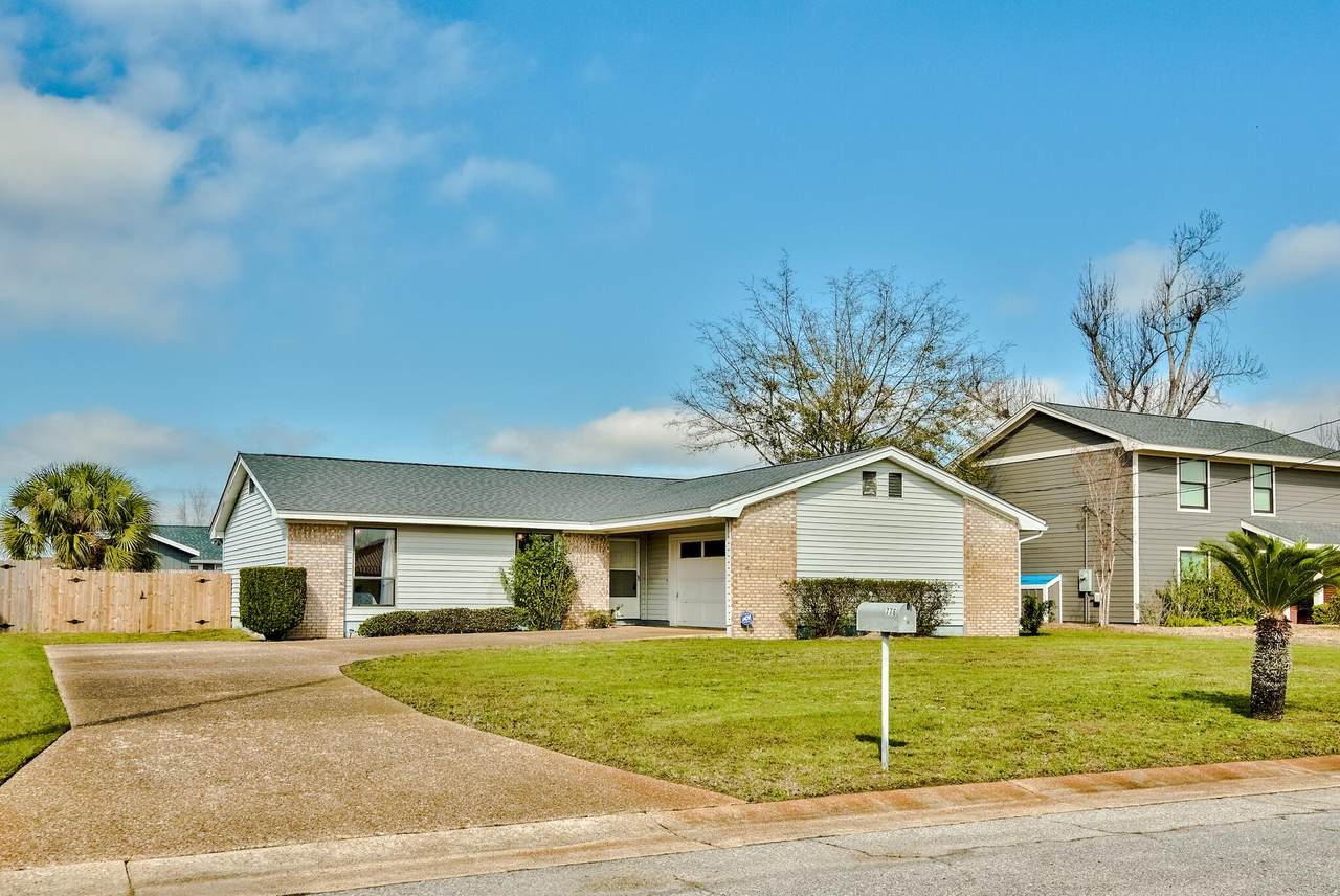 776 Marywood Drive - Photo 1