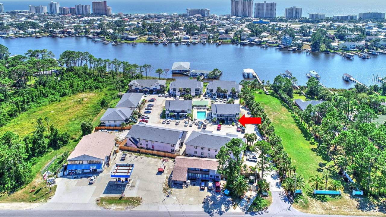 7813 Lagoon Drive - Photo 1