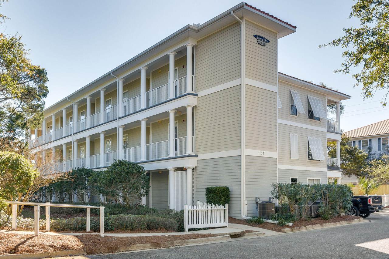 167 Brooks Street - Photo 1