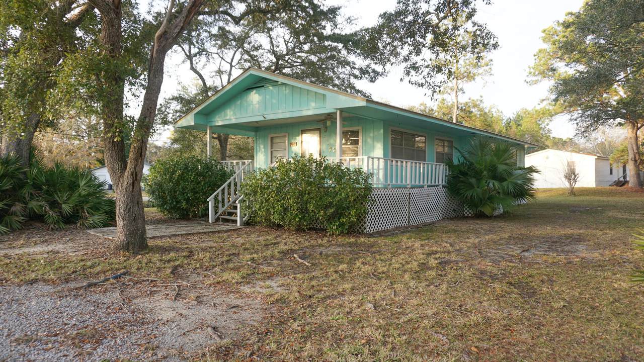 2915 Bay Grove Road - Photo 1