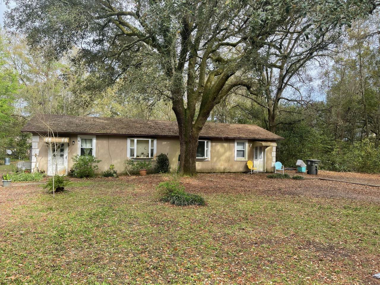 74 Wolverine Avenue - Photo 1