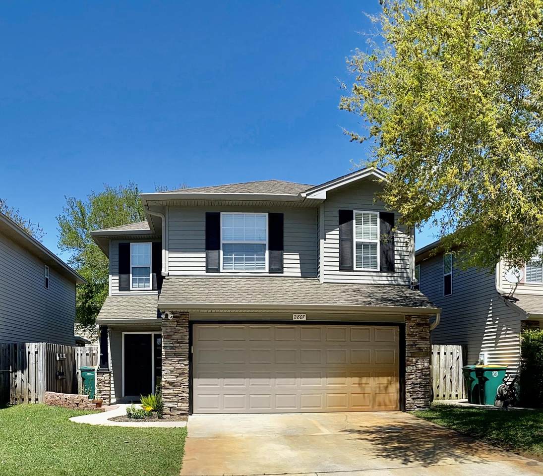 2807 Red Plum Court - Photo 1