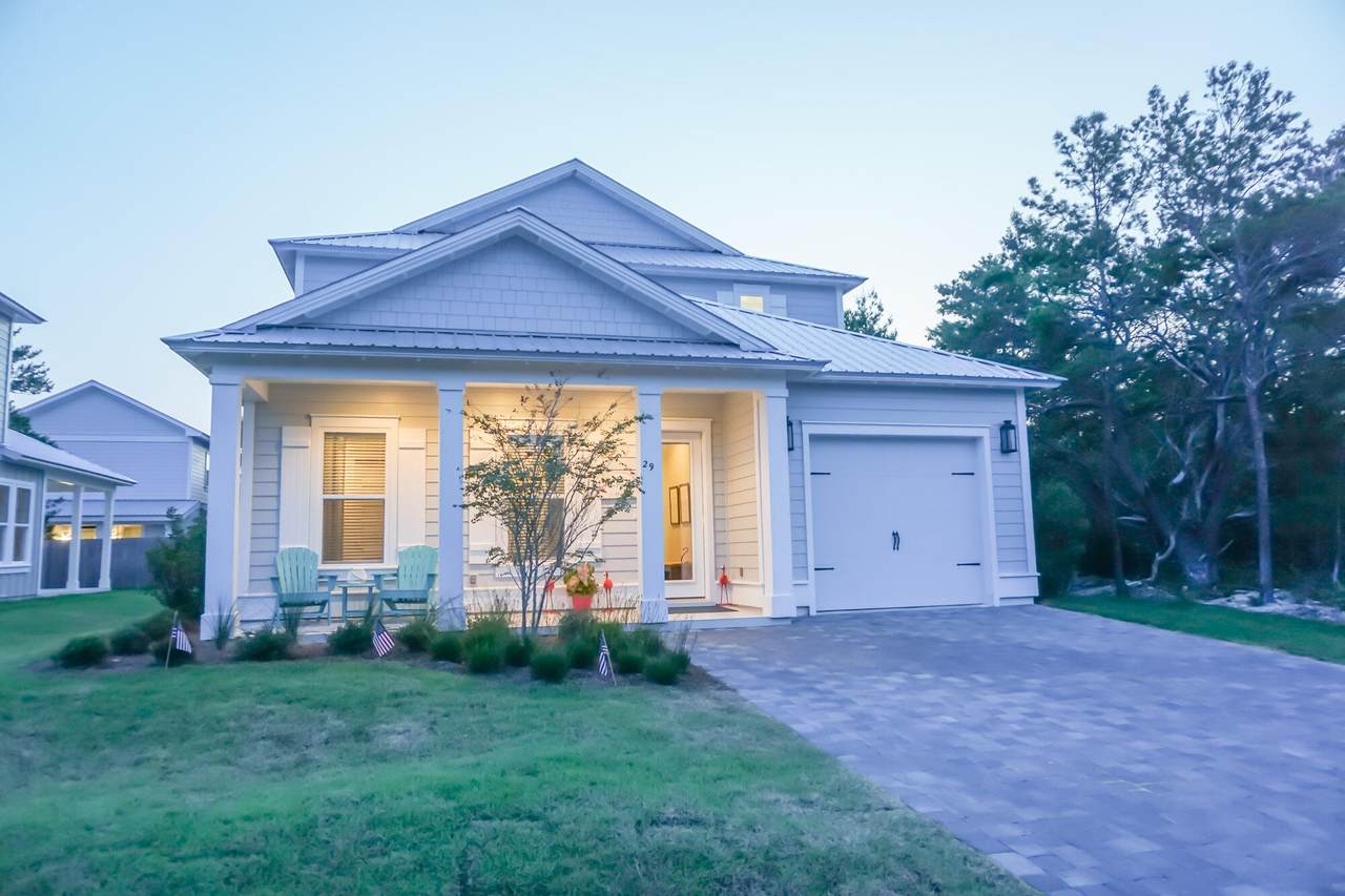 29 Charlotte Avenue - Photo 1