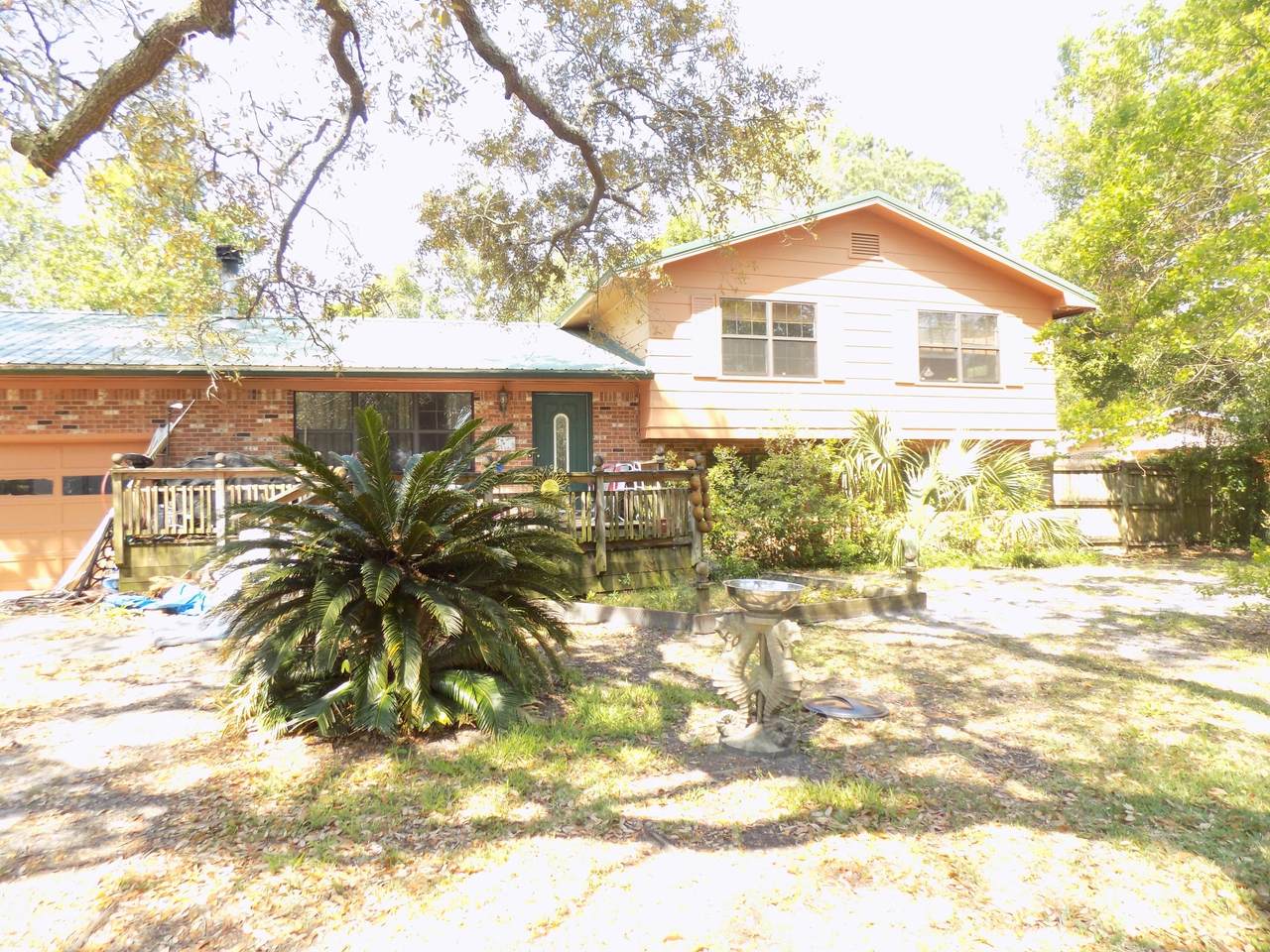 951 Pocahontas Drive - Photo 1