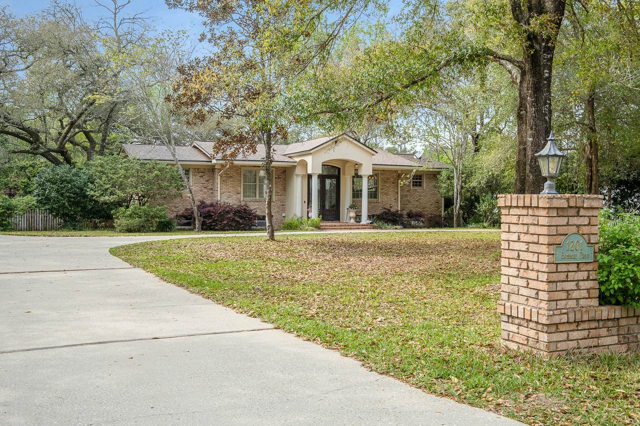 1201 Bayshore Drive - Photo 1