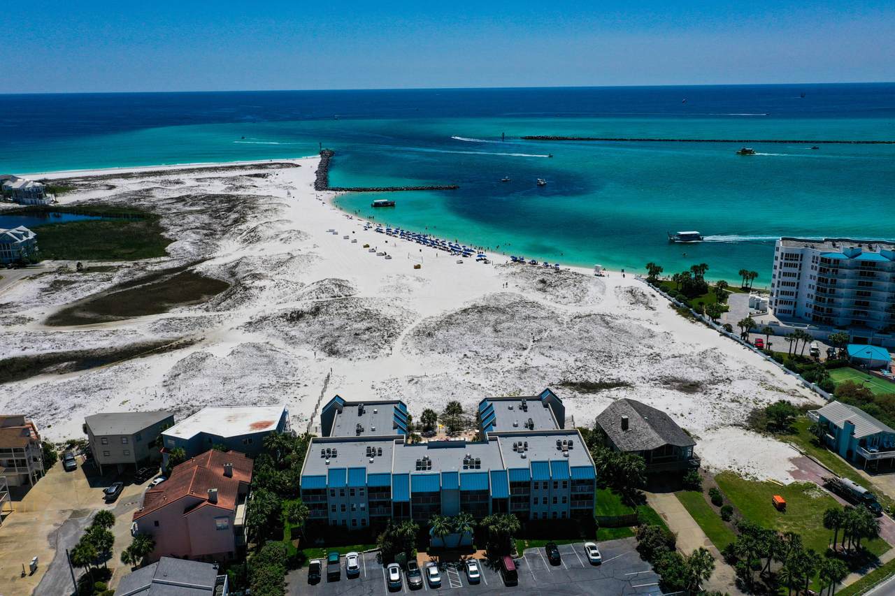 300 Gulf Shore Drive - Photo 1
