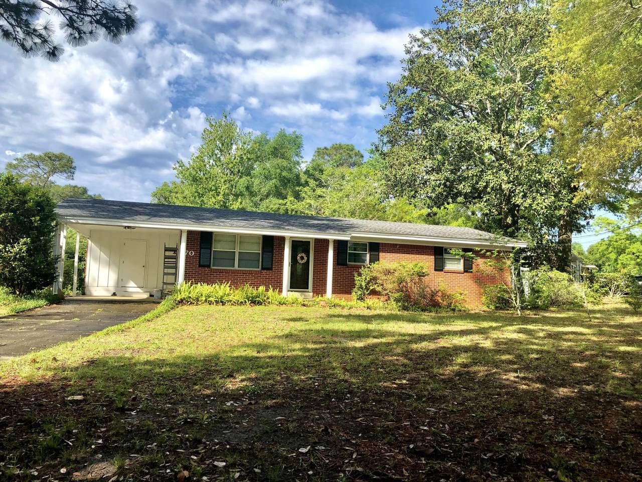 70 Silva Drive - Photo 1