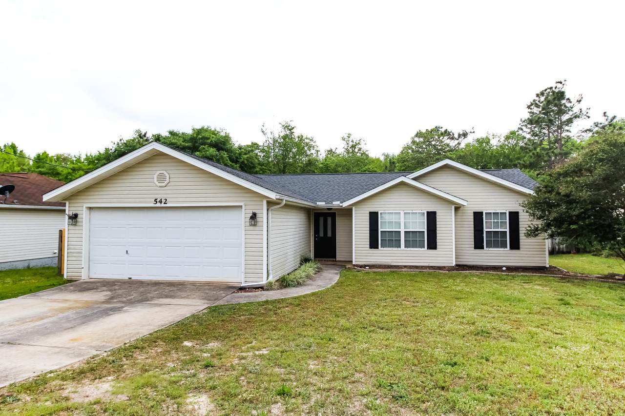 542 Hyde Park Drive - Photo 1