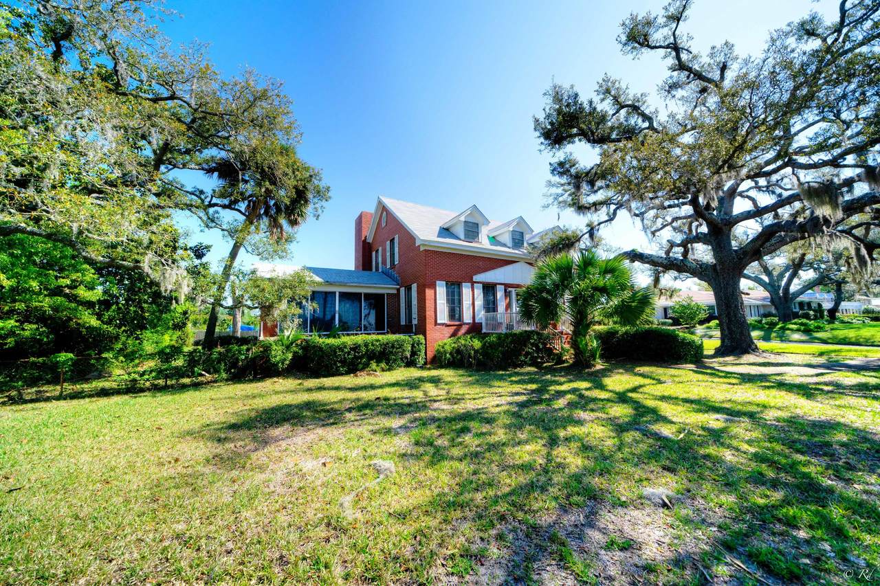 1810 Beach Drive - Photo 1