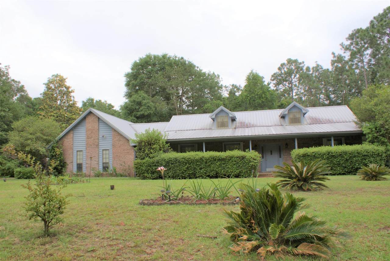 202 Wheeler Place - Photo 1