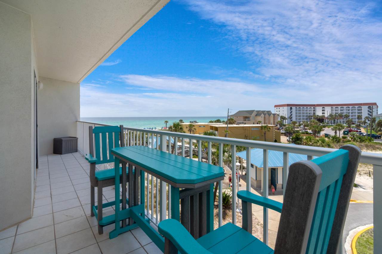 895 Santa Rosa Boulevard - Photo 1