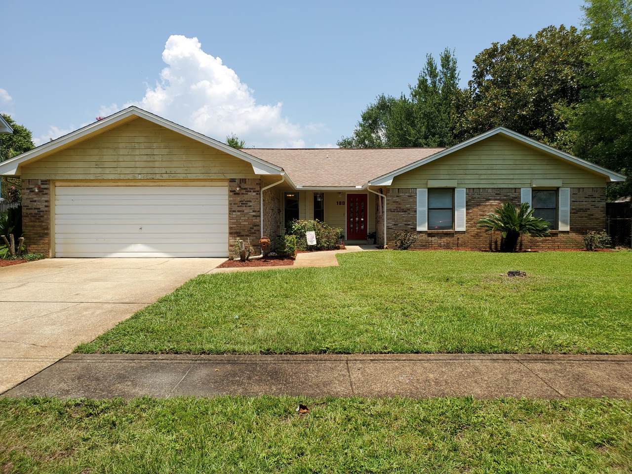 180 Brian Circle - Photo 1