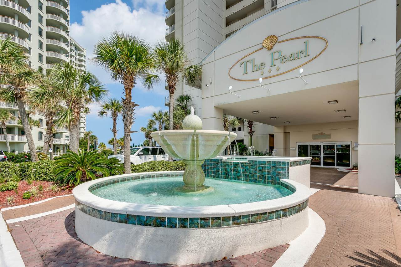 8499 Gulf Boulevard - Photo 1