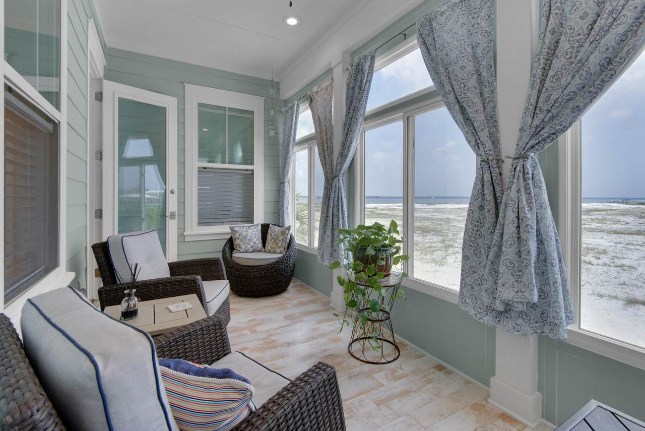 1422 Seaside Circle - Photo 1